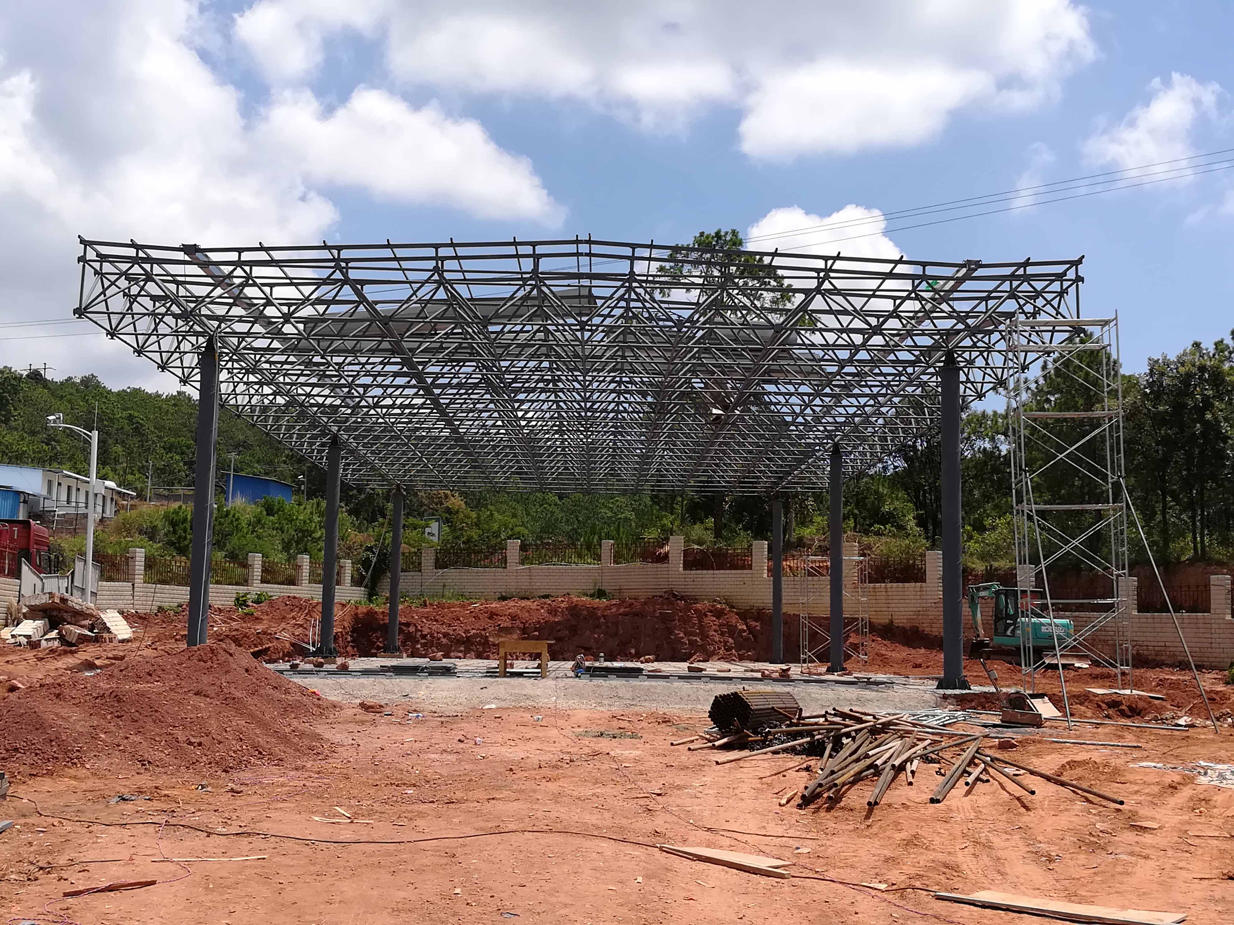 马鞍山加油站网架屋面